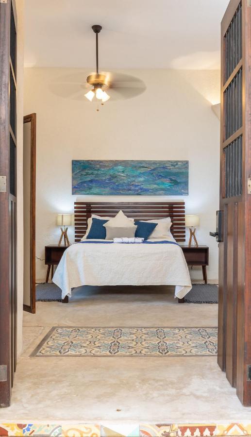 Casa Dos Lirios Hotel Boutique Мерида Екстериор снимка